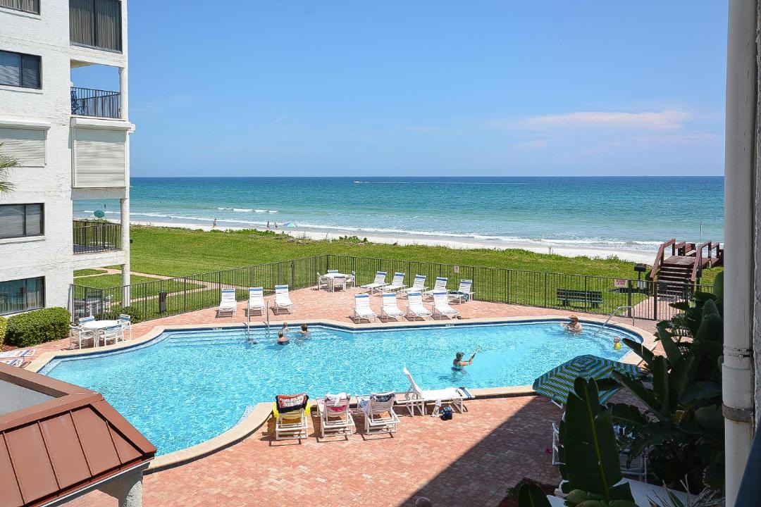 Photo of Patio Balcony in Bethune Beach