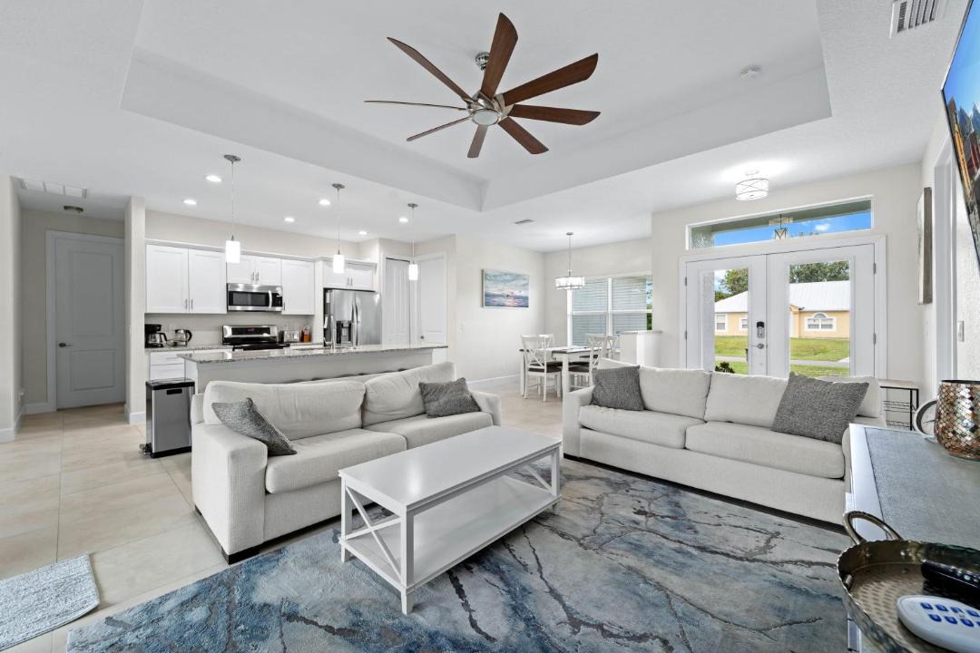 Photo of Livingroom in North Port
