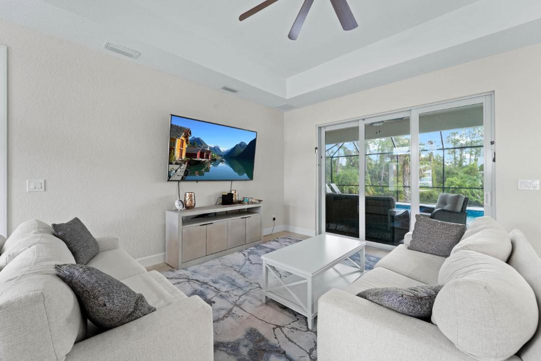 Photo of Livingroom in North Port