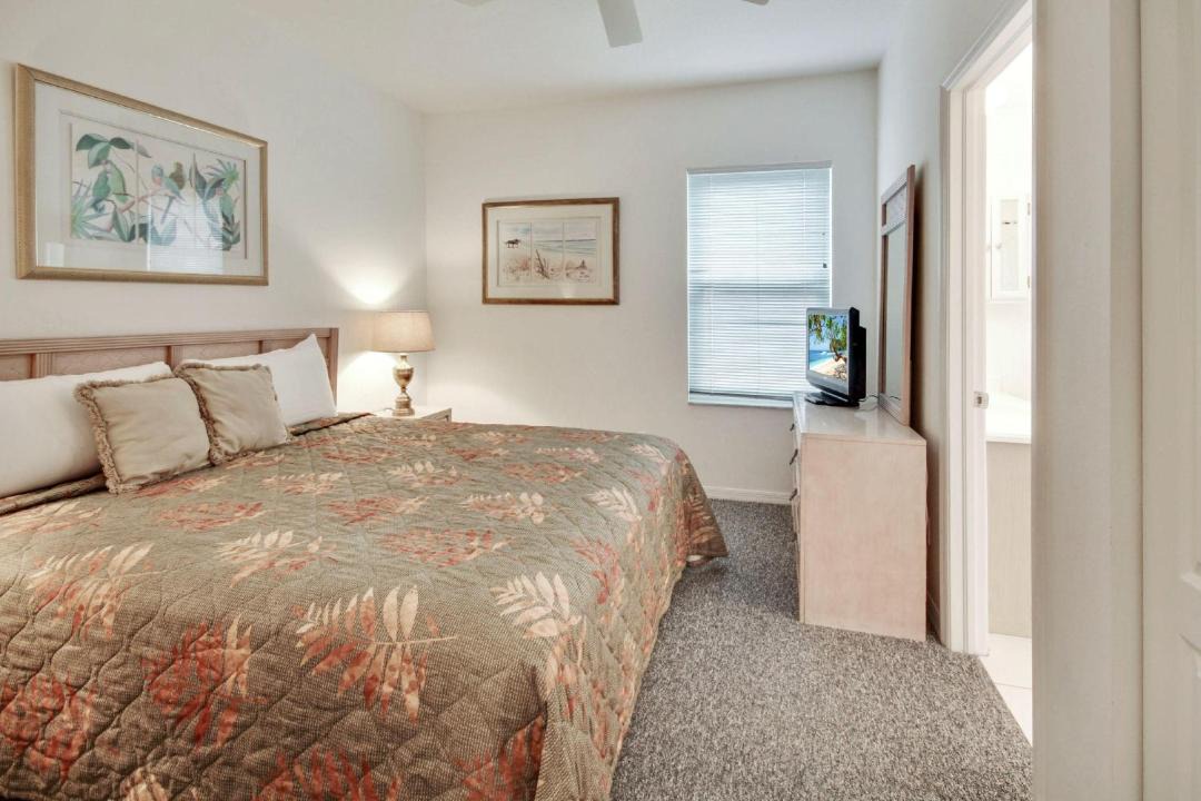 Photo of Bedroom in Treasure Island