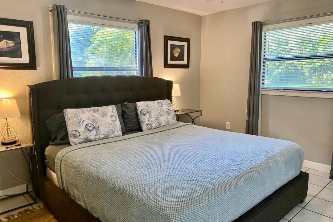 Photo of Bedroom in Cooper City