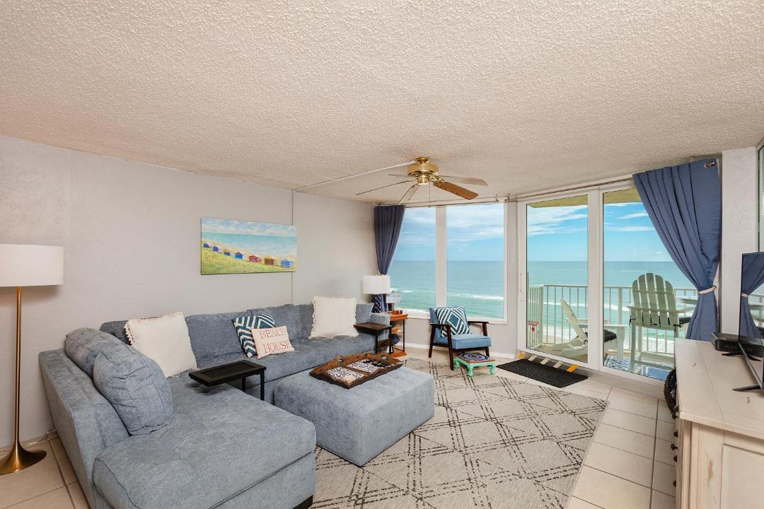 Photo of Livingroom in Daytona Beach Shores