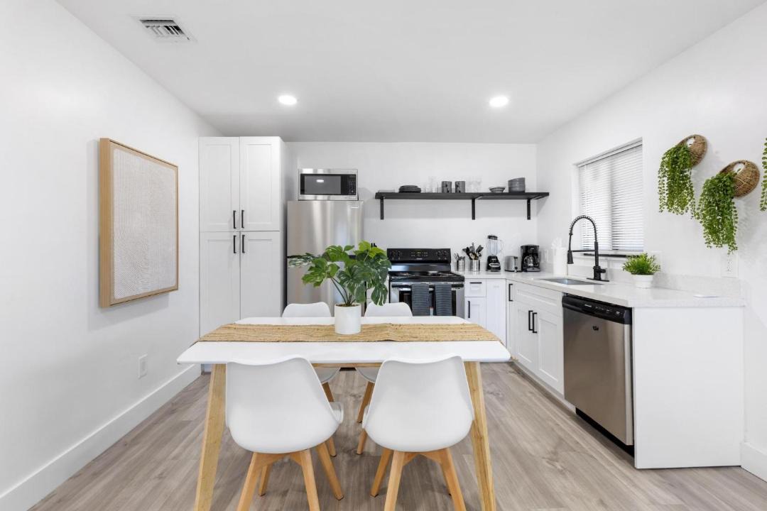 Photo of Kitchen in Poinsettia Heights