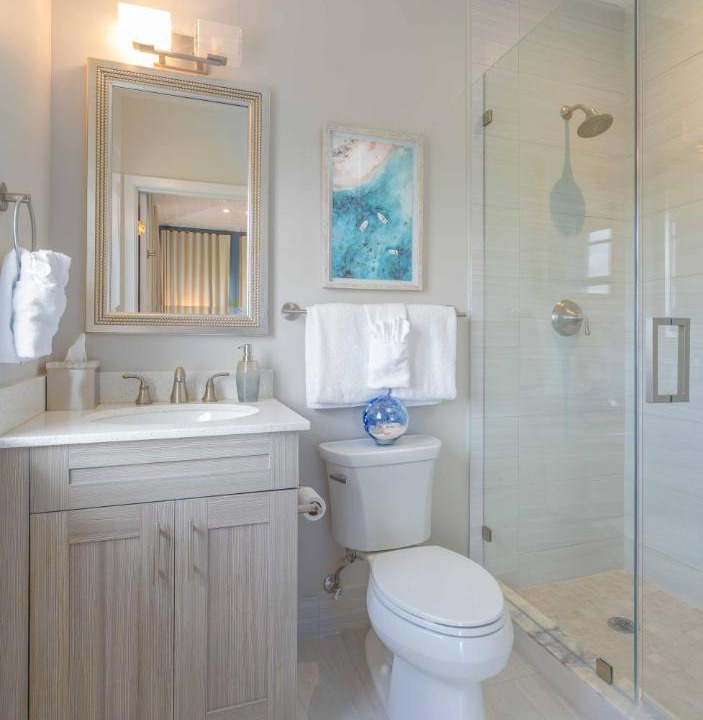 Photo of Bathroom in Rock Harbor