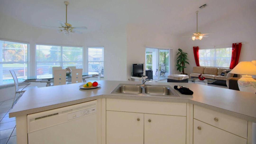 Photo of Kitchen in Caloosahatchee