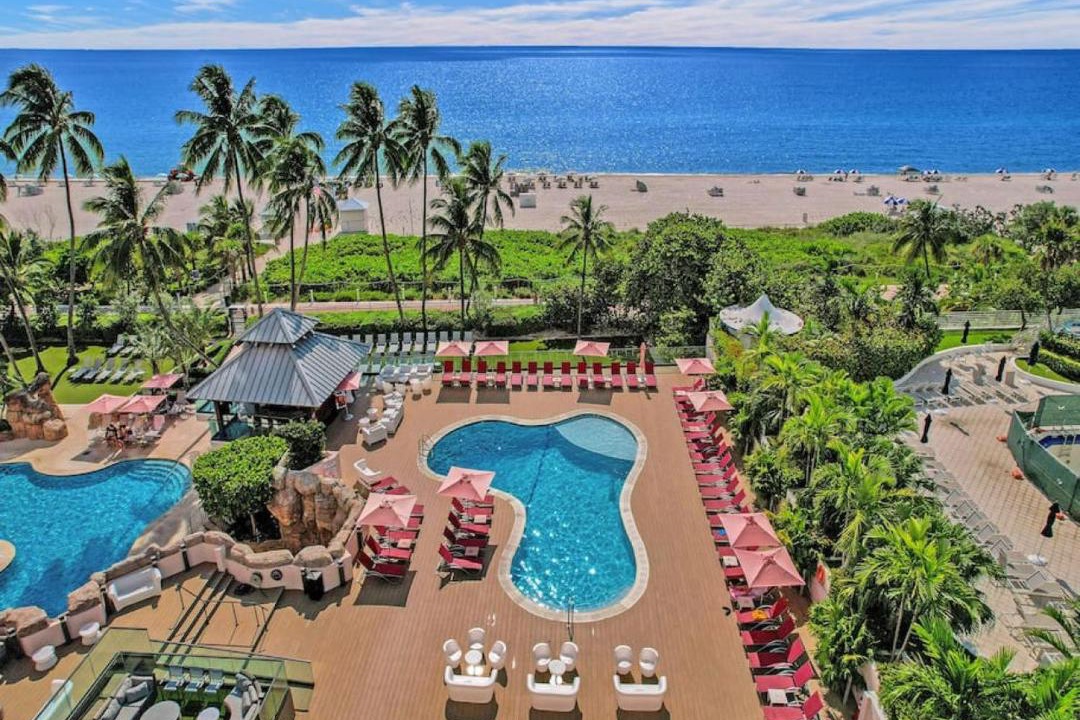 Photo of Outdoor in Mid Beach