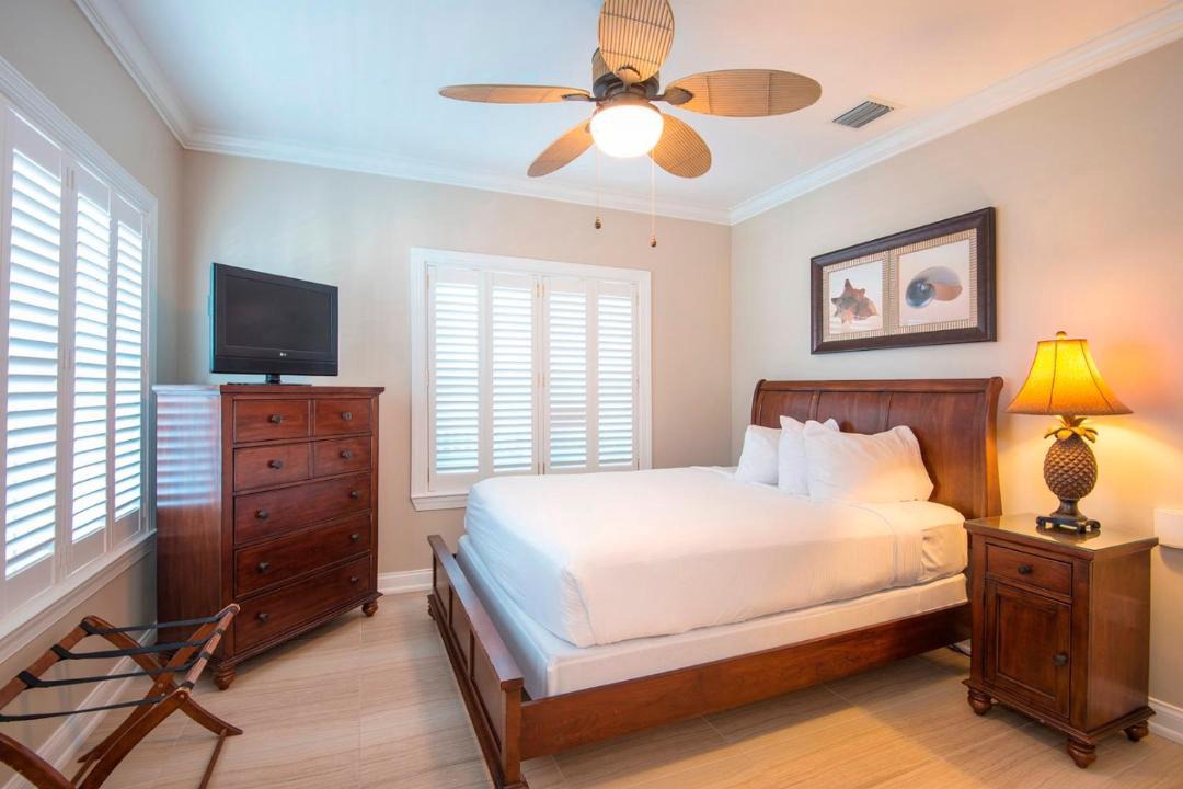 Photo of Bedroom in Marathon