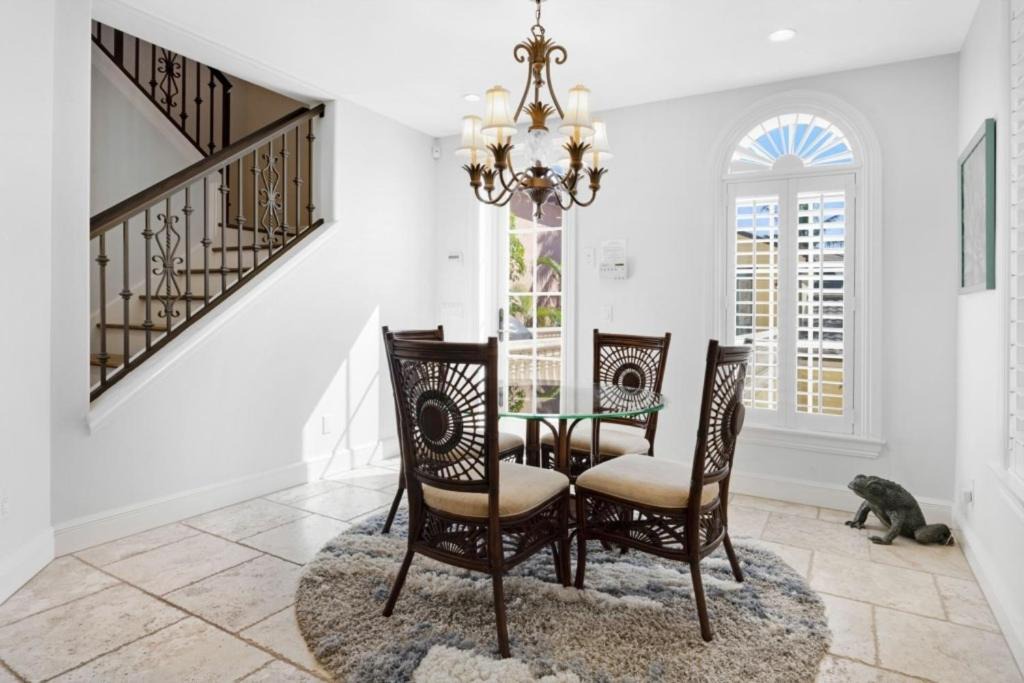 Photo of Livingroom in Captiva