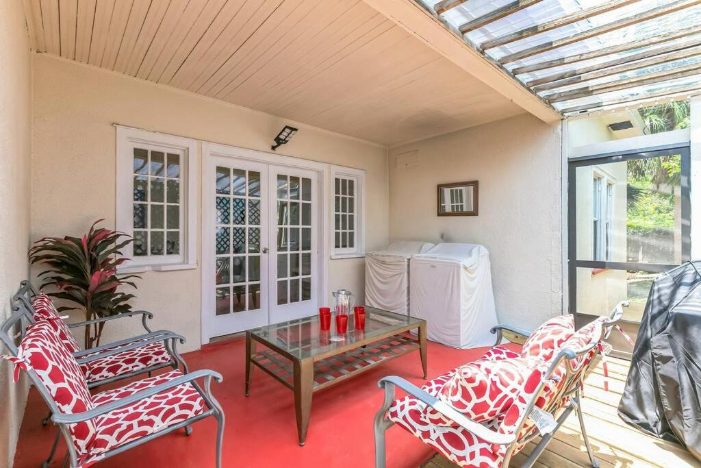 Photo of Patio Balcony in East Daytona