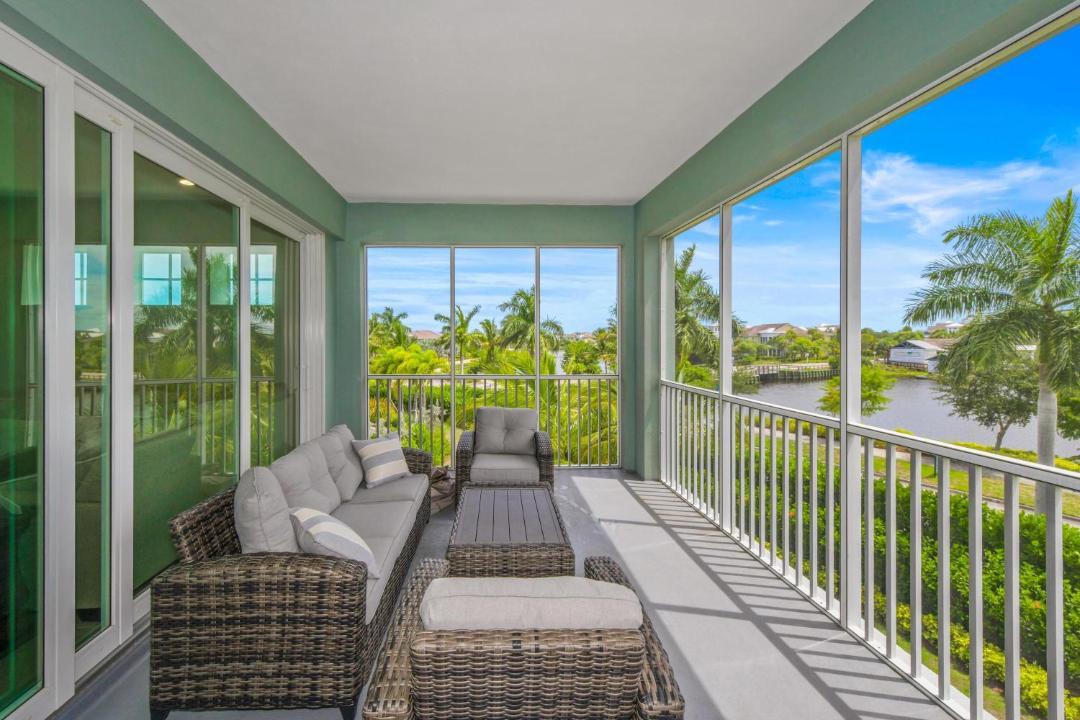 Photo of Patio Balcony in Whitney Beach