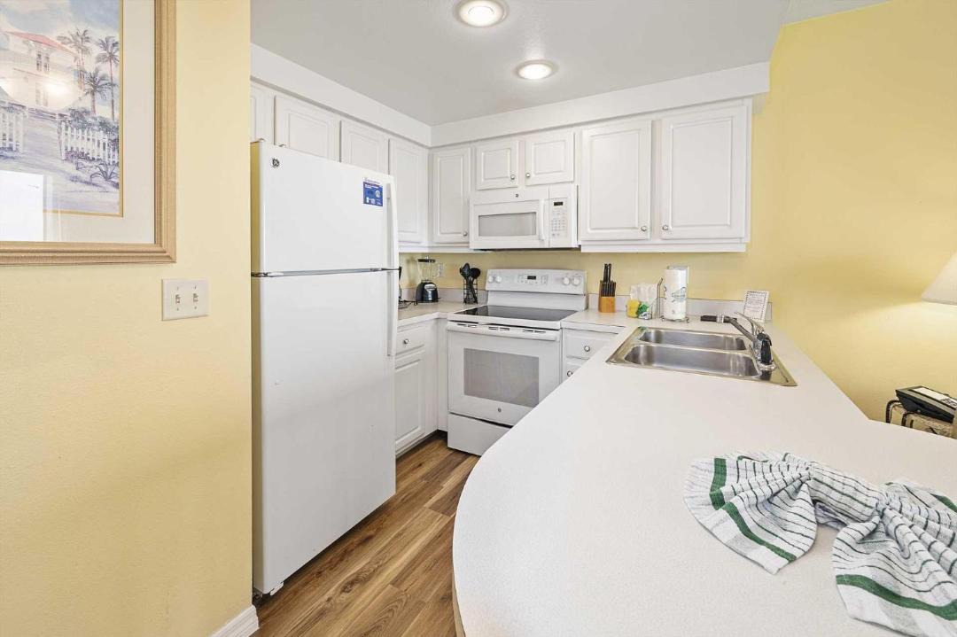 Photo of Kitchen in Brush - Stewarts