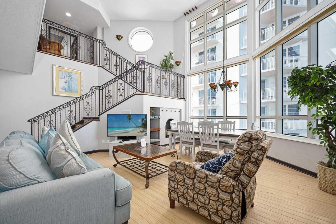 Photo of Livingroom in Brush - Stewarts