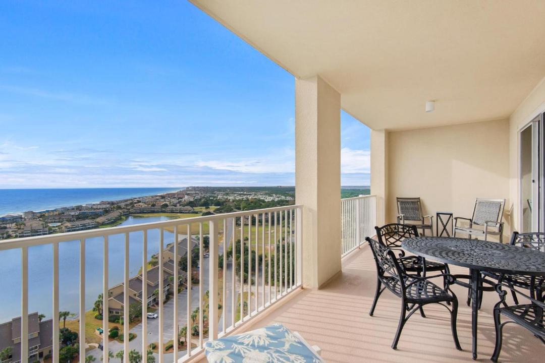 Photo of Patio Balcony in Miramar Beach