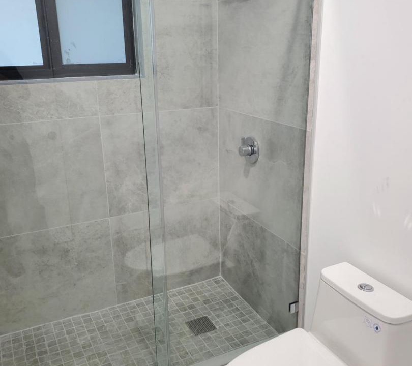Photo of Bathroom in Kendale Lakes