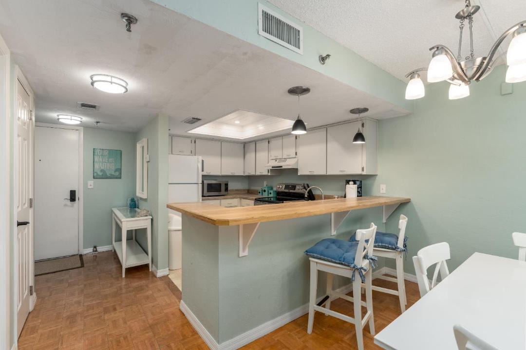 Photo of Kitchen in Ormond-by-the-Sea