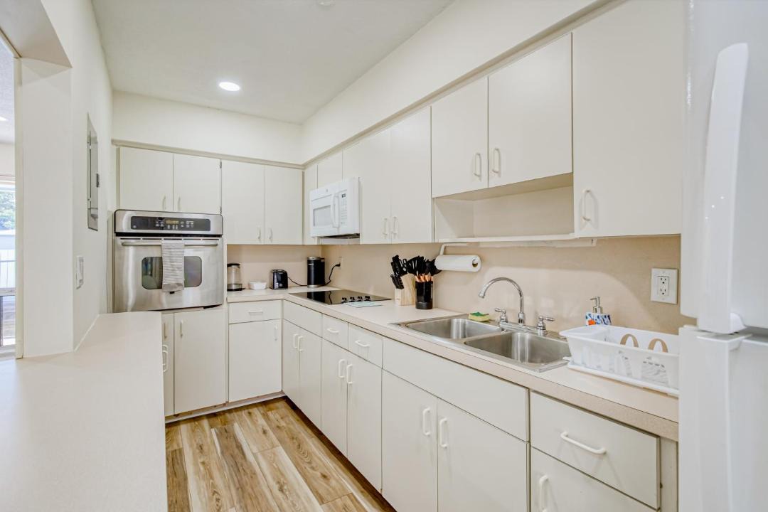 Photo of Kitchen in Coral Ridge Isles
