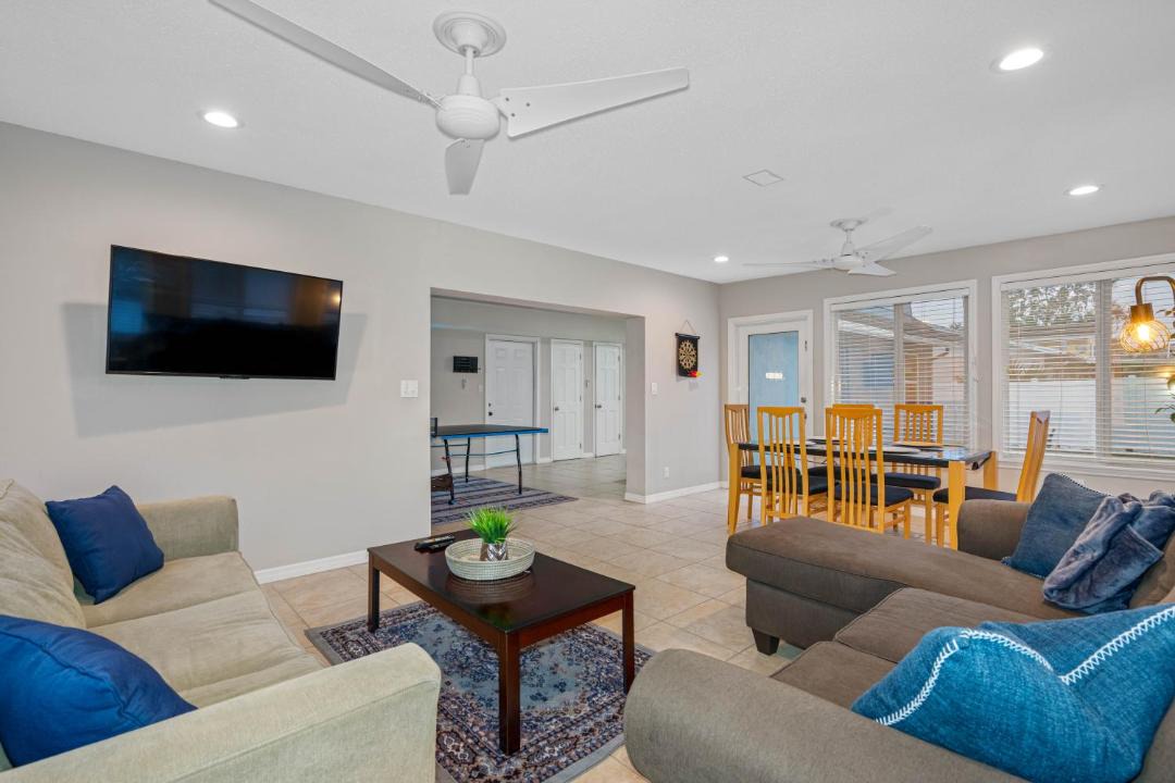 Photo of Livingroom in Bay Crest Park
