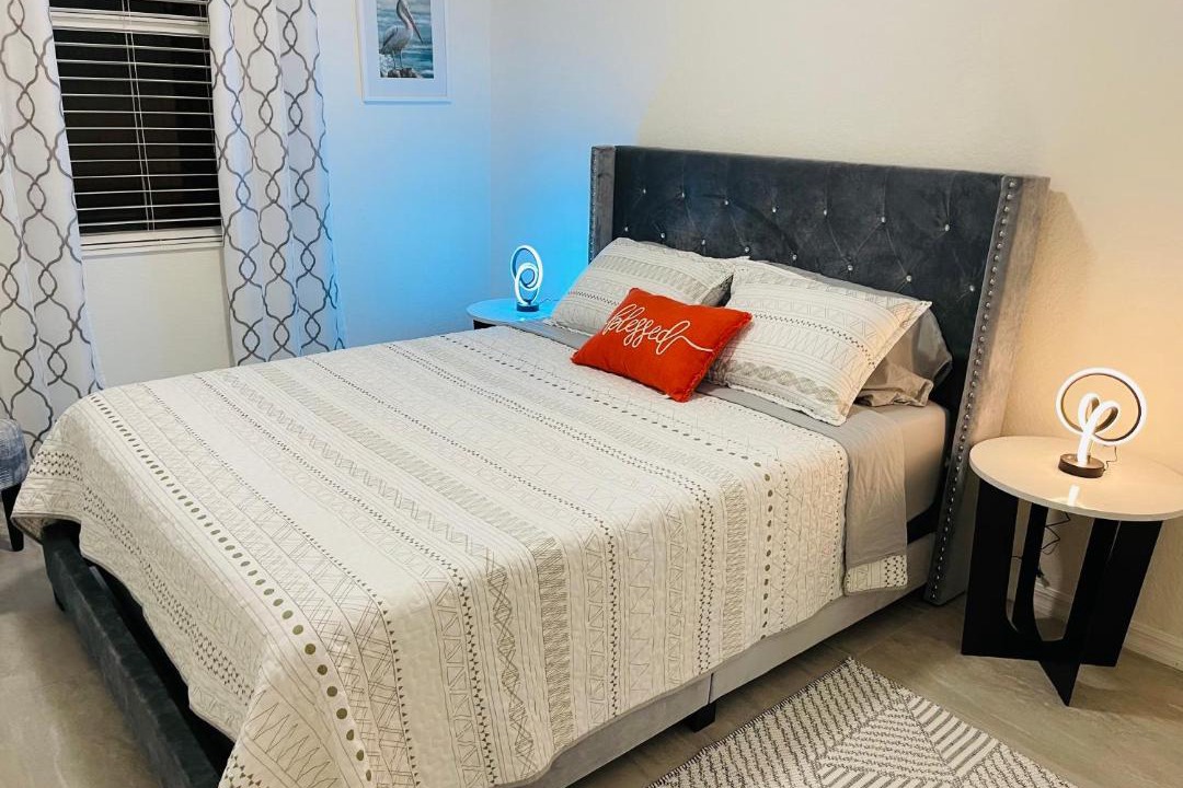 Photo of Bedroom in Naples