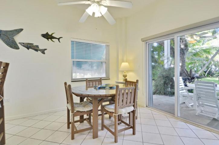 Photo of Livingroom in Islamorada