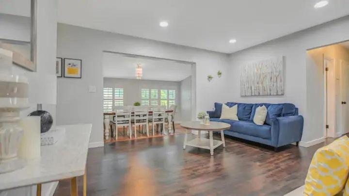 Photo of Livingroom in North Palm Beach