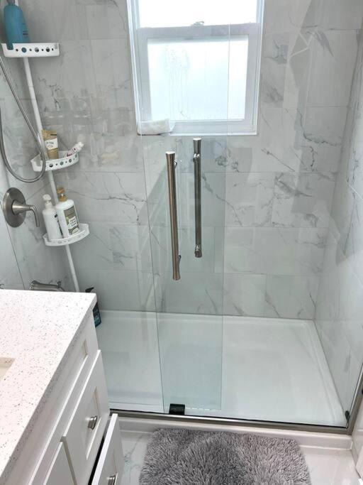 Photo of Bathroom in Baldwin Park