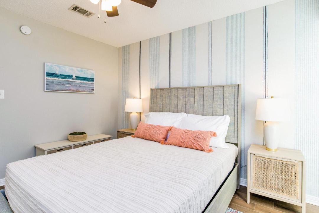 Photo of Bedroom in North Northwest Pensacola