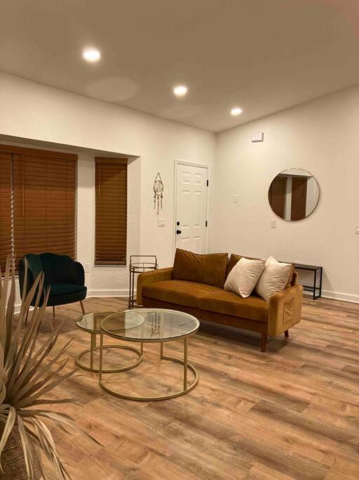 Photo of Livingroom in North Port