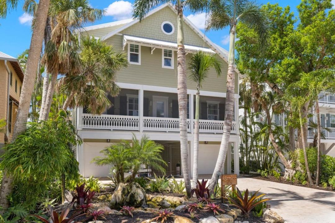 Photo of Buildings in Captiva