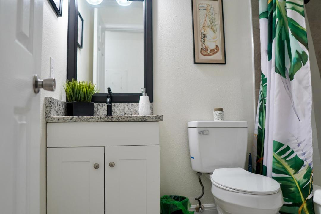 Photo of Bathroom in Temple Crest