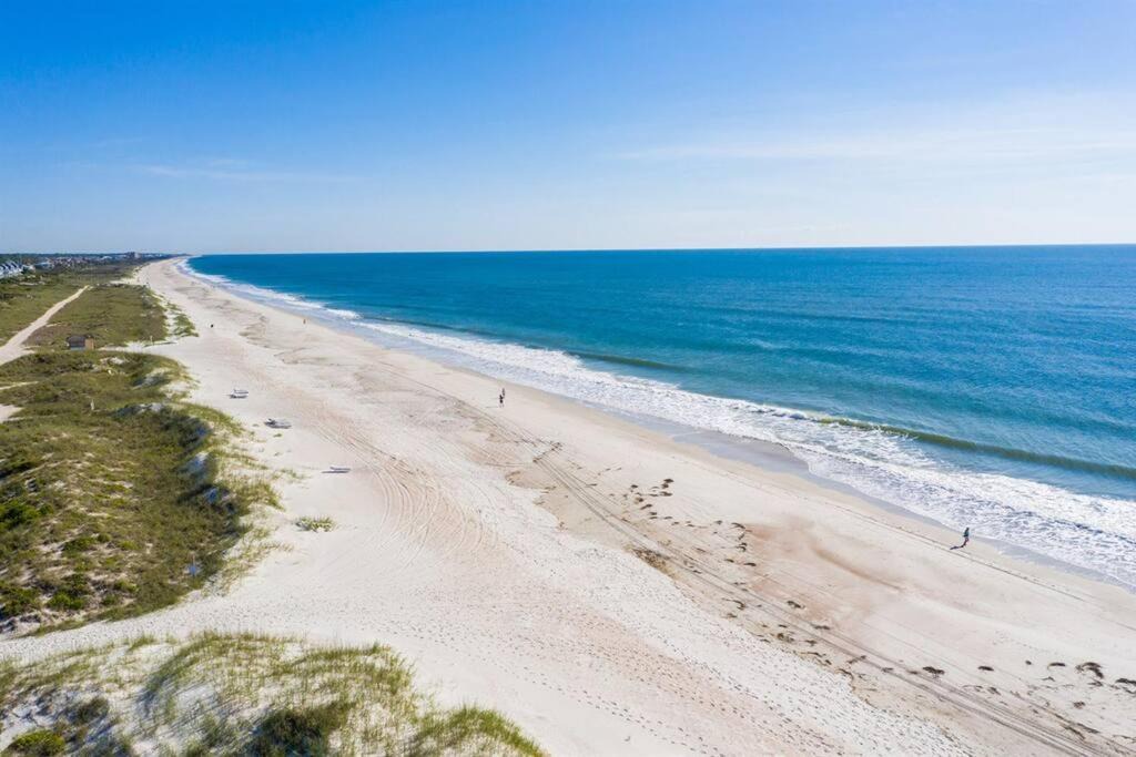 Photo of Others in Amelia City
