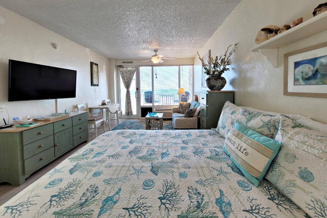 Photo of Bedroom in Daytona Beach Shores