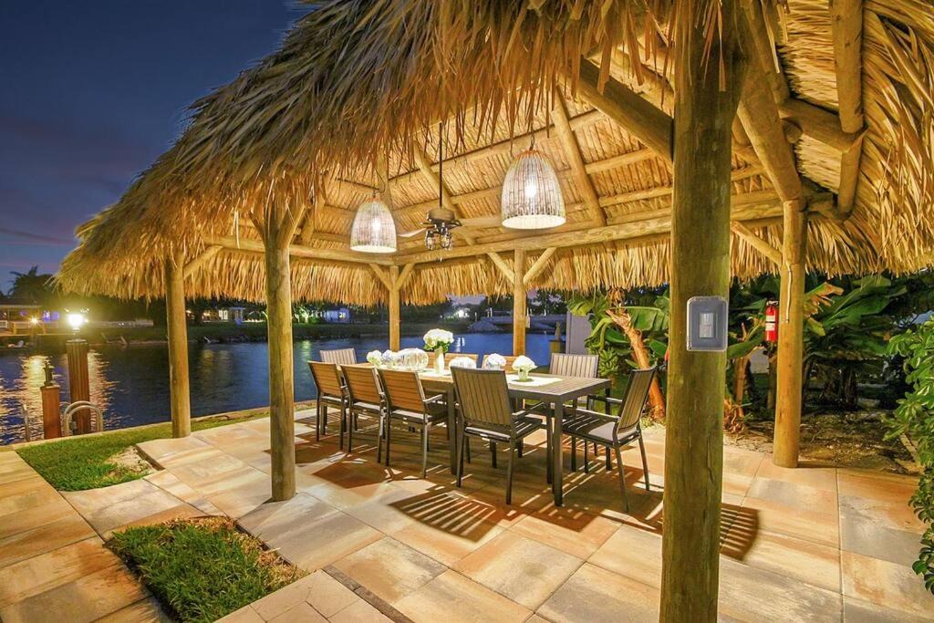 Photo of Others in Tropic Palms