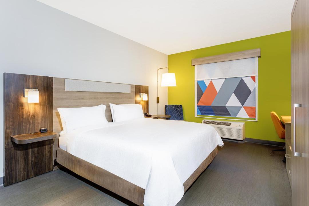 Photo of Bedroom in North Beach
