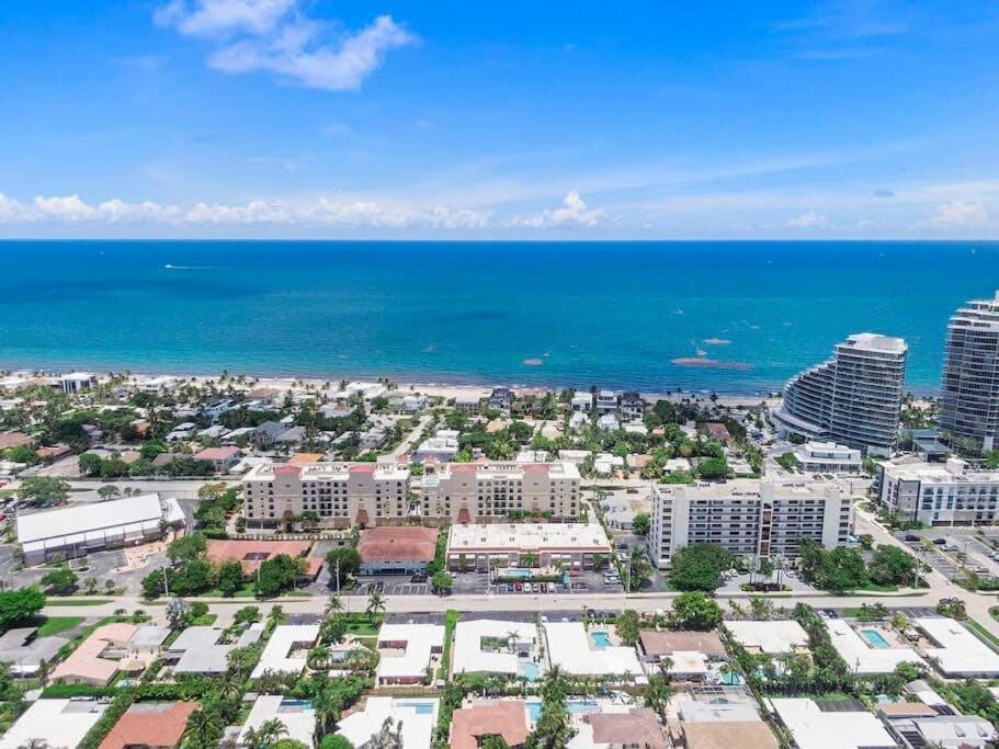 Photo of Others in Dolphin Isles