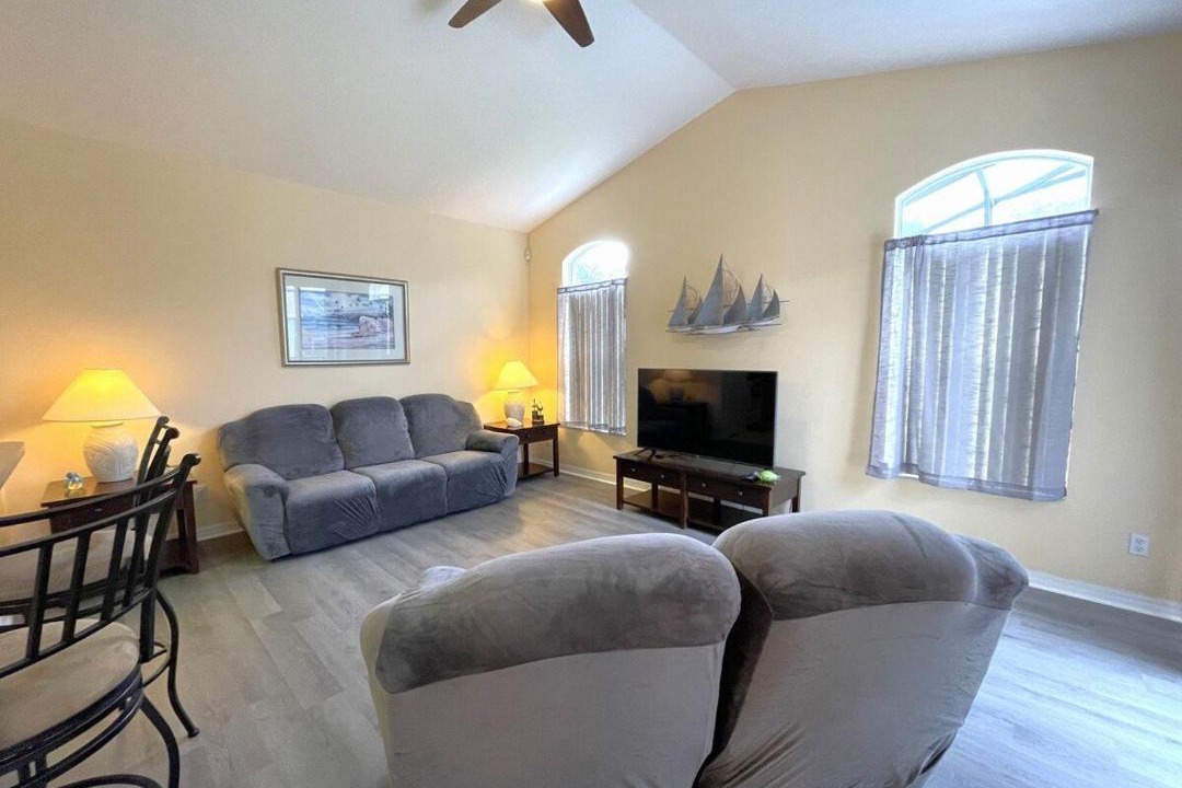 Photo of Livingroom in Tuscan Ridge