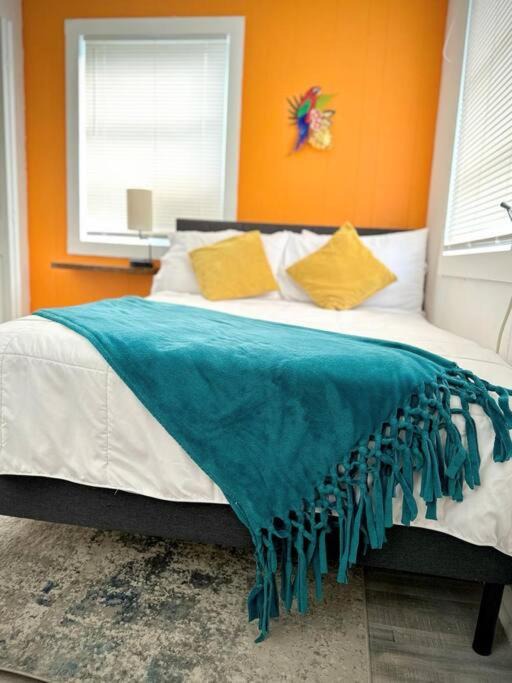 Photo of Bedroom in Lantana