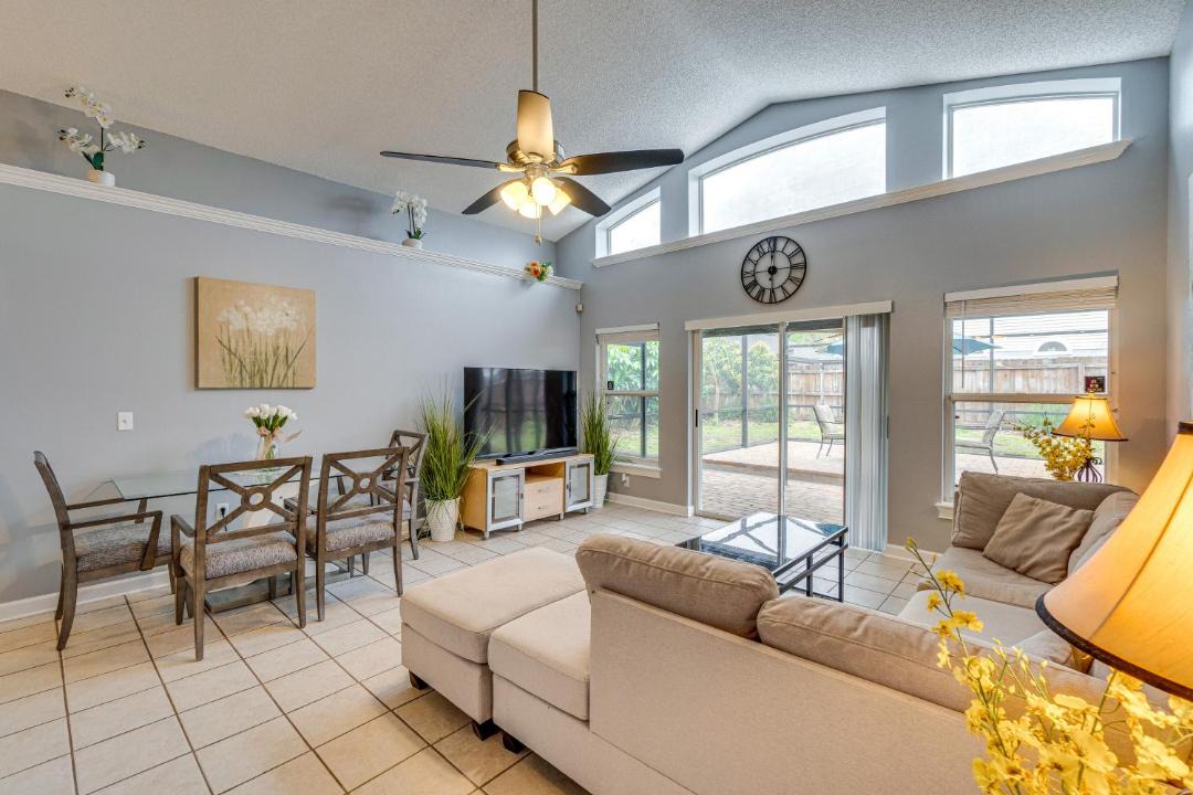 Photo of Livingroom in Lake Mary