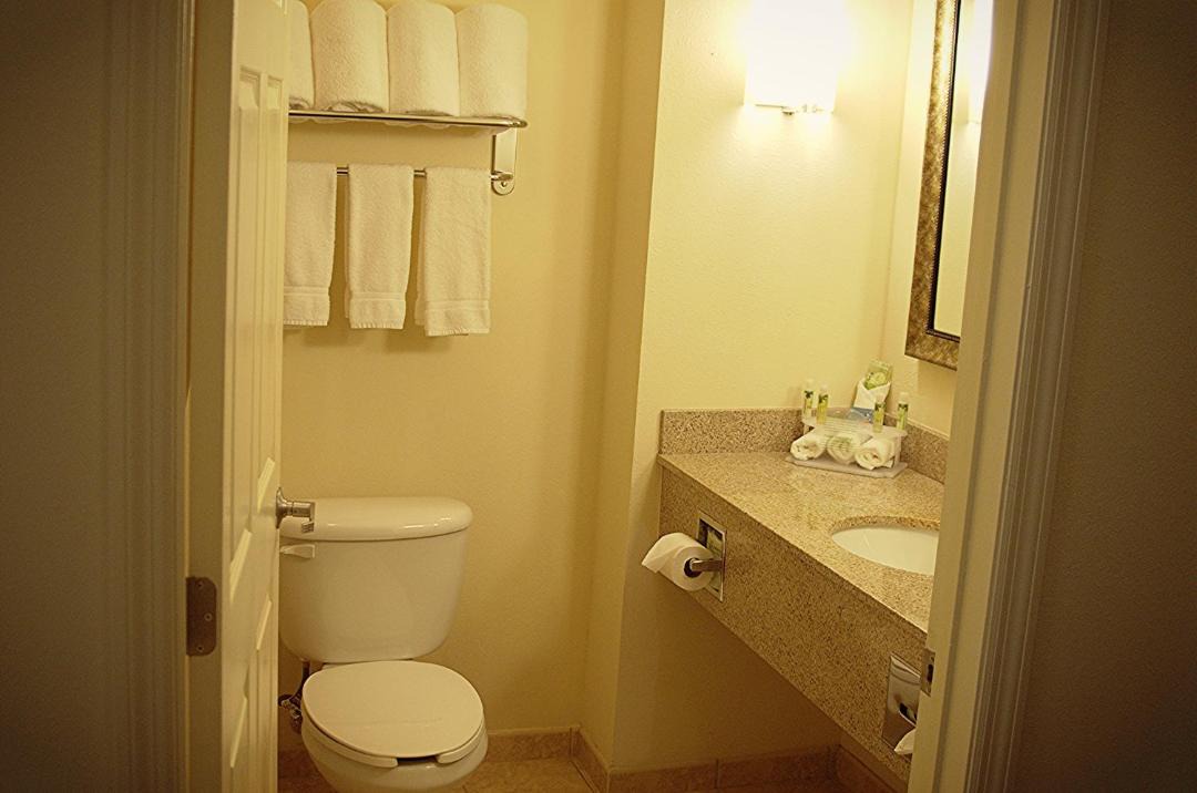 Photo of Bathroom in De Funiak Springs