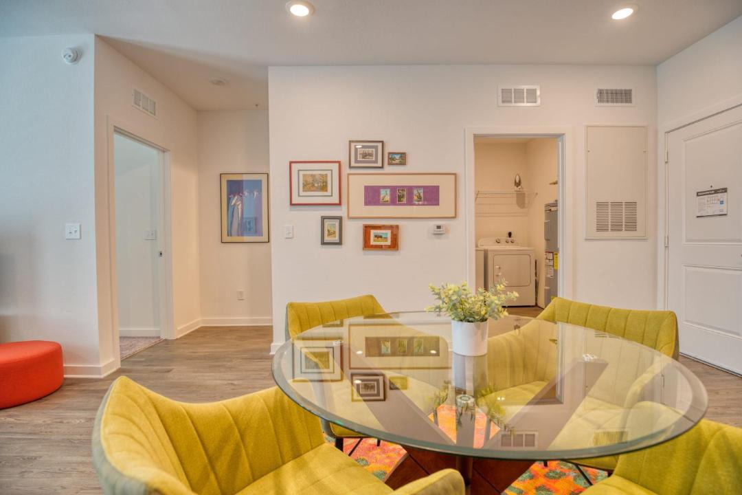 Photo of Livingroom in Gainesville
