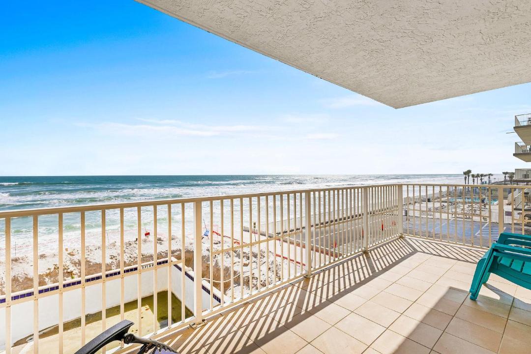 Photo of Patio Balcony in Ocean View Halifax Estates