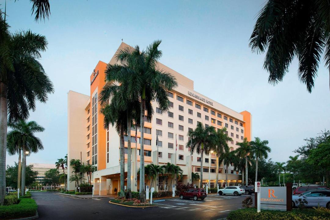 Photo of Buildings in Plantation