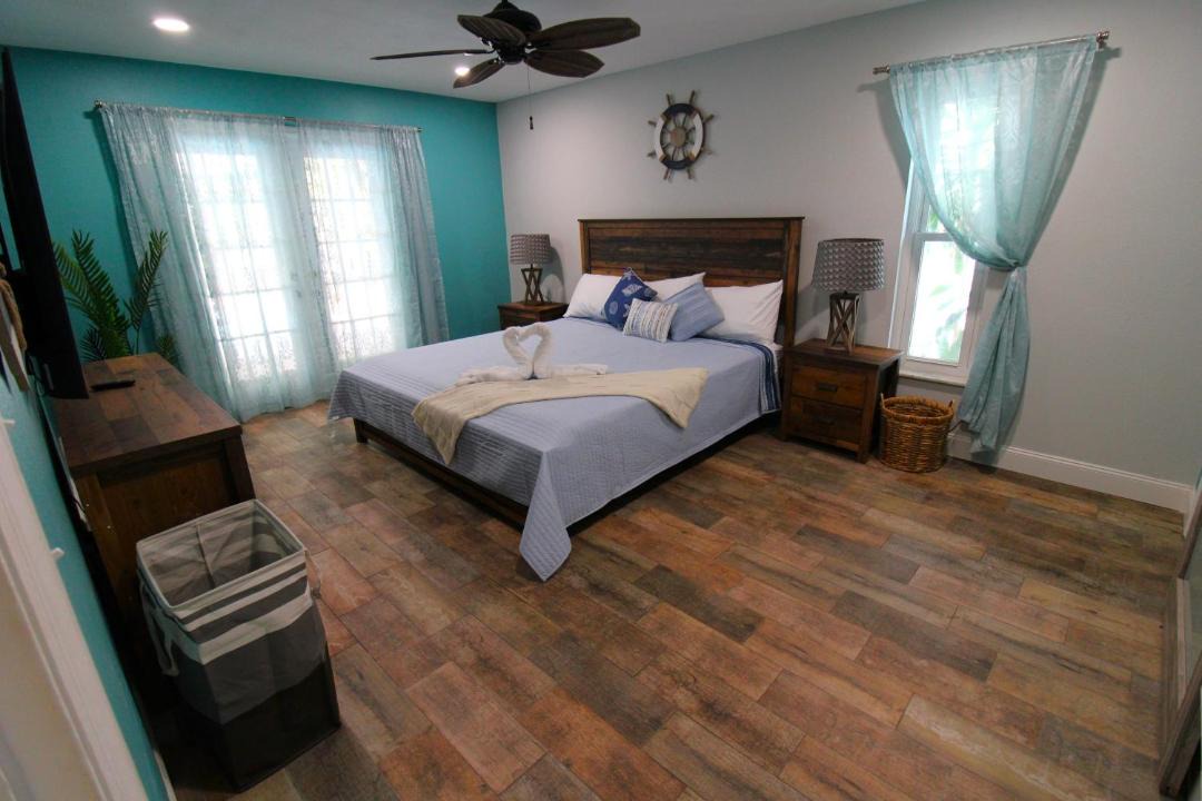 Photo of Bedroom in Tarpon Springs