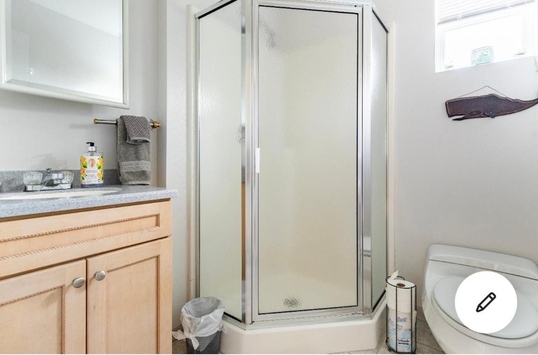 Photo of Bathroom in Goodland