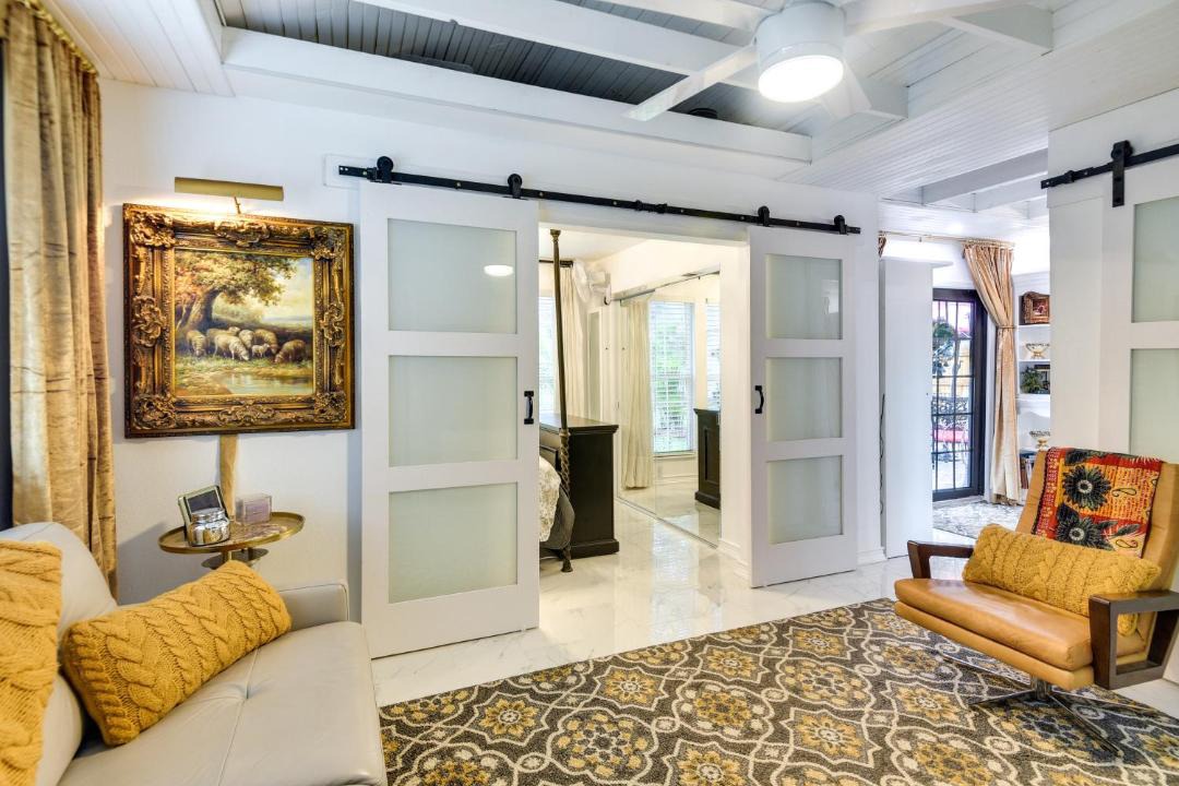 Photo of Livingroom in New Smyrna Beach