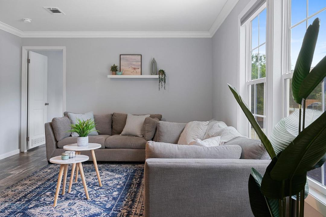 Photo of Livingroom in Moon Lake Estates