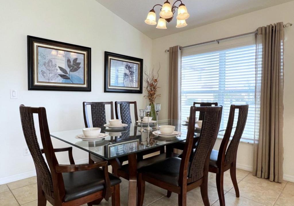 Photo of Livingroom in Veranda Palms