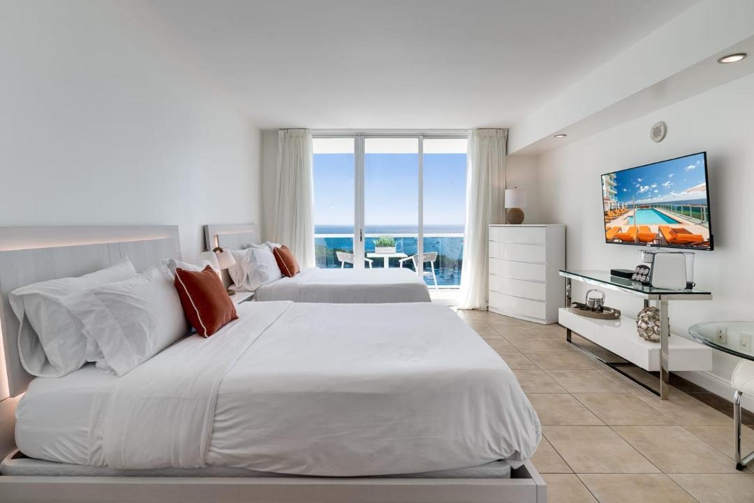 Photo of Bedroom in Coconut Grove