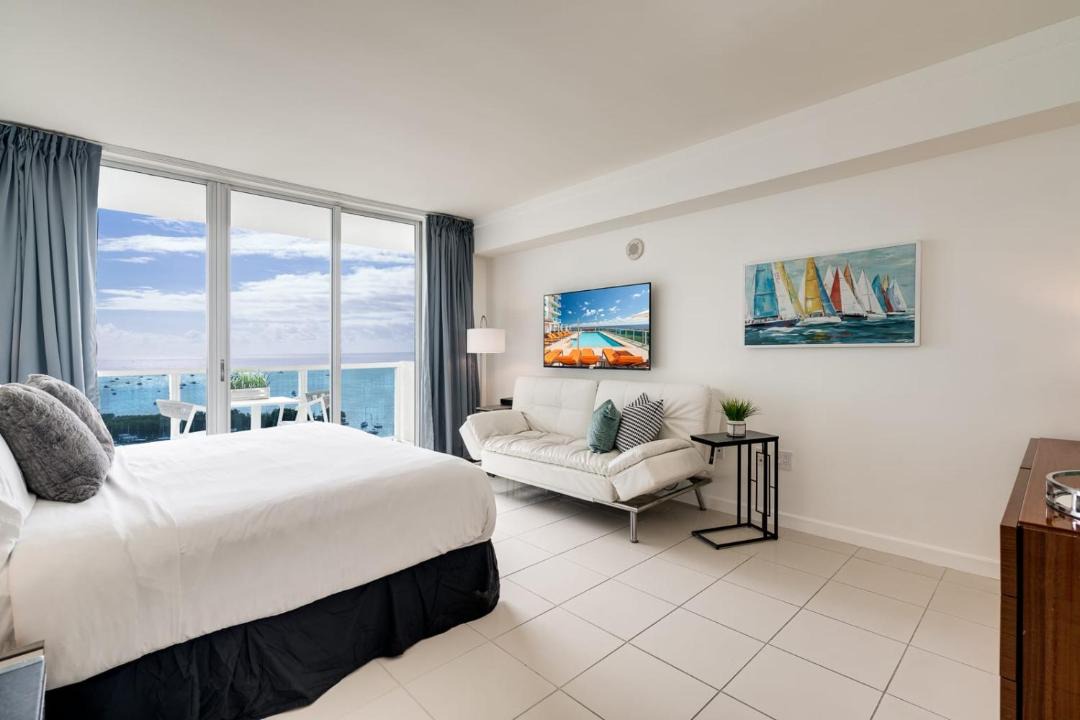 Photo of Bedroom in Coconut Grove
