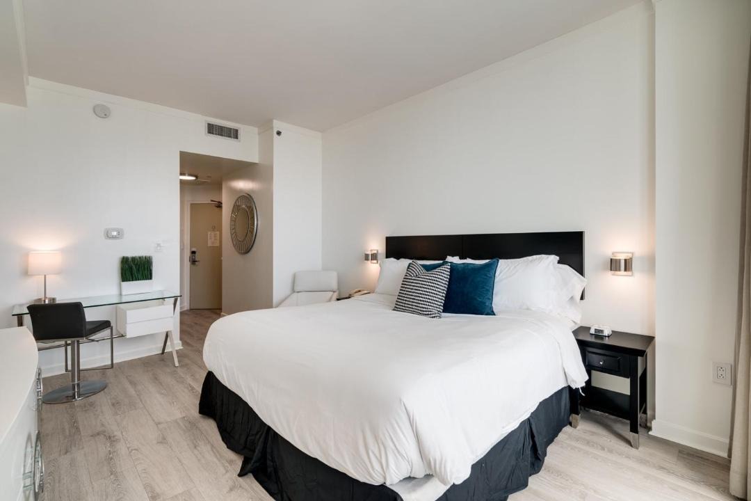 Photo of Bedroom in Coconut Grove