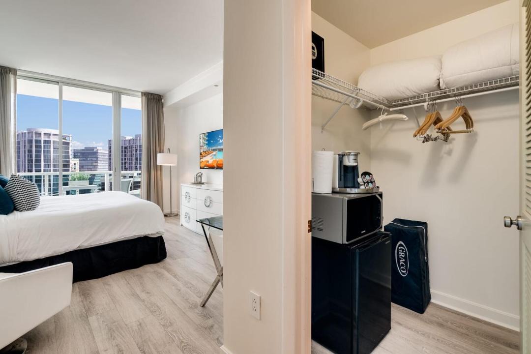 Photo of Bedroom in Coconut Grove